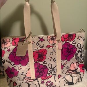 Coach Poppy Floral Tote Bag with matching wallet , Like New